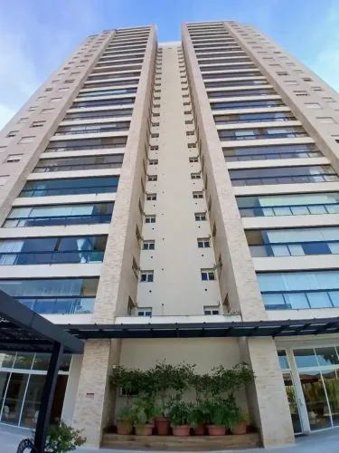 Apartamento Alto Padrão no Edifício Istambul | 138m² | 3 Suítes | Andar Alto |