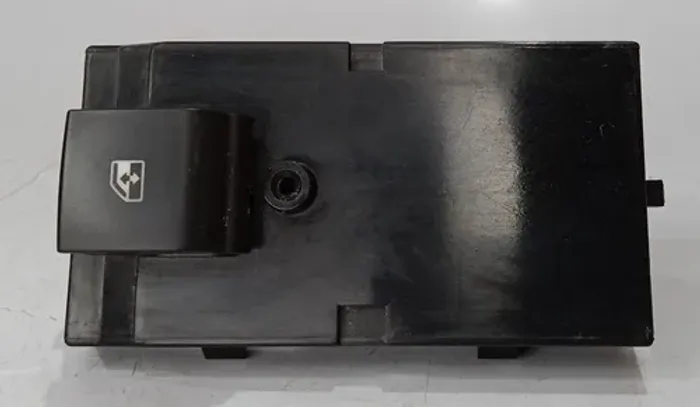 Botão Vidro Dianteiro Direito Camaro 2010 - 2015