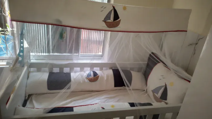 Kit de berço 4 peças + kit higiene