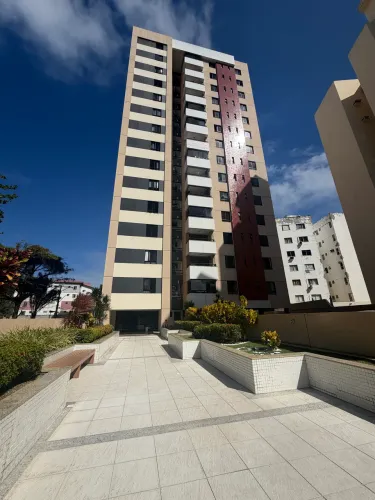 Excelente apartamento 4/4 para locação no Costa Azul