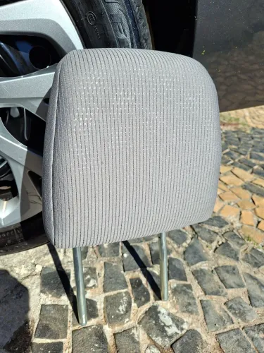 Encosto de cabeça banco dianteiro do motorista do Corolla GLI 2018