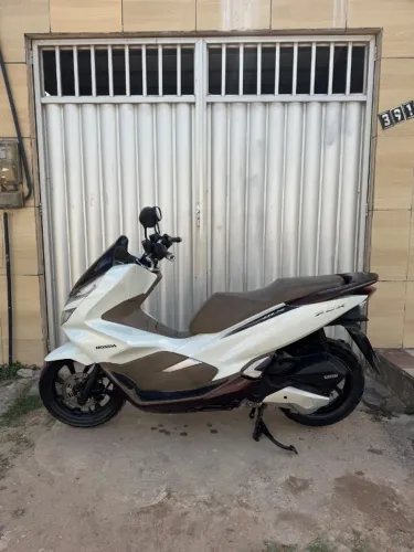 HONDA PCX DLX 2020