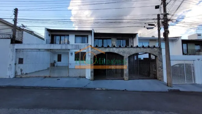 SOBRADO EM CONUNTO FECHADO PARA LOCAÇÃO NO BAIRRO MERCES