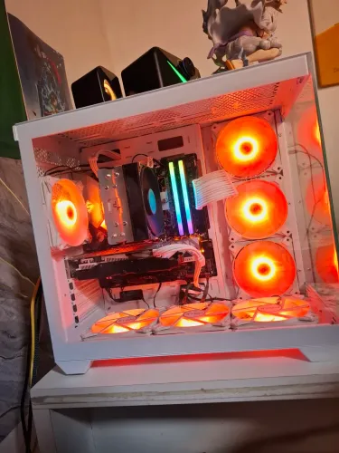 PC COMPLETO / RYZEN 7 5700X + RX 580 8GB + 16 RAM + MONITOR 240HZ + PERIFÉRICOS + 1TB