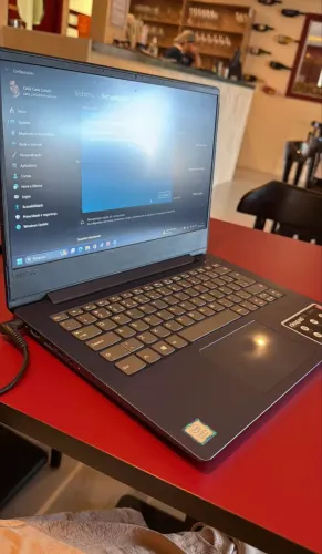 Notebook Lenovo Ideapad 330S - Intel Core i5 8ª Geração