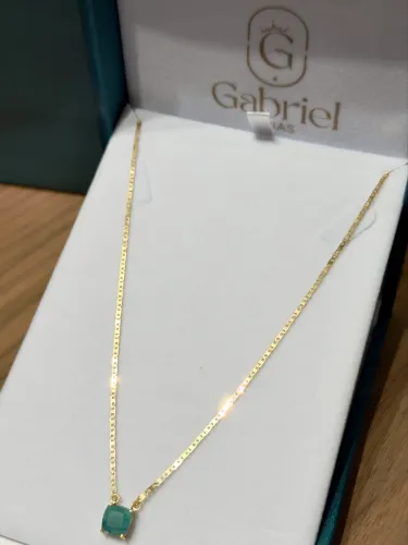 Cordão de ouro feminino esmeralda natural ( LOJA FÍSICA )