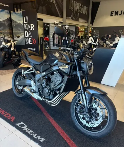 Honda CB 650R E-Clutch 2027 0km - Autorizada Honda Dream
