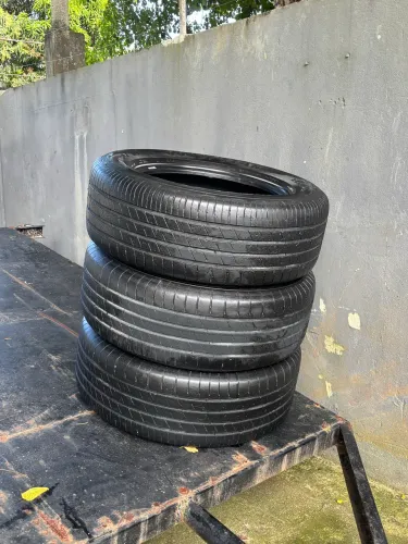 ? 3 Pneus Goodyear Wrangler Territory H/T 265/60 R18