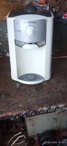Bebedouro /purificador de agua