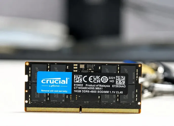 Memória RAM Crucial 16GB DDR5 4800MHz SODIMM para Notebook - Nova