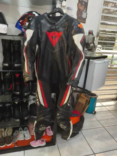 Macacão Dainese 56 uma peça Assen pro