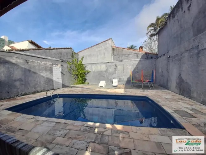 Casa para Locação em Peruíbe, Centro, 3 dormitórios, 2 banheiros, 4 vagas