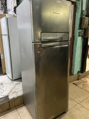 Vendo geladeira gelando perfeitamente