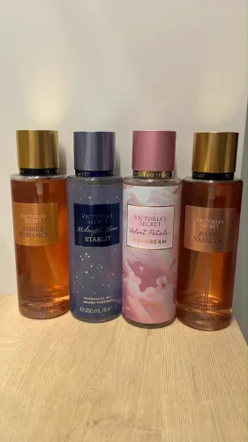 Body splash VICTORIA S SECRET