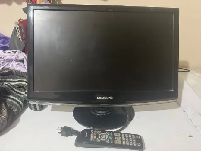 Monitor TV Samsung 2033M
