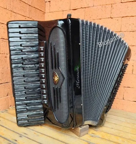 Acordeon MORESCHI ALL Black 4° Duplo Cassoto