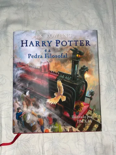 VENDO LIVRO ILUSTRADO HARRY POTTER
