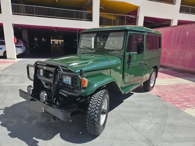 Toyota Band.Jipe Cap.de Aço Chas. Curto Diesel 1997