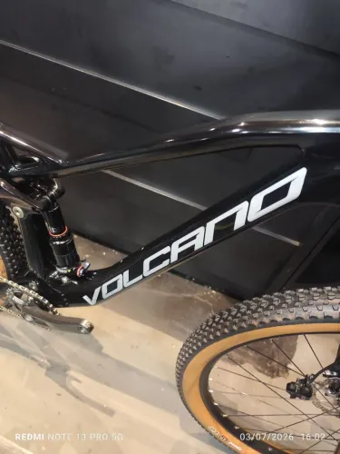 Soul Volcano carbon tamanho 17