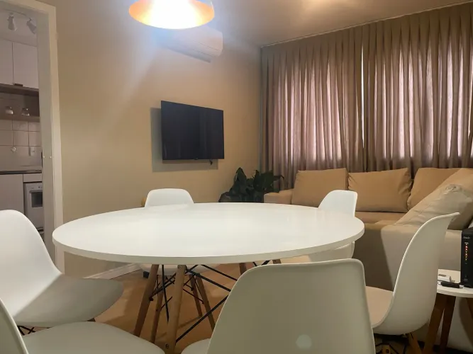 Alugo apt mobiliado no centro de Florianópolis
