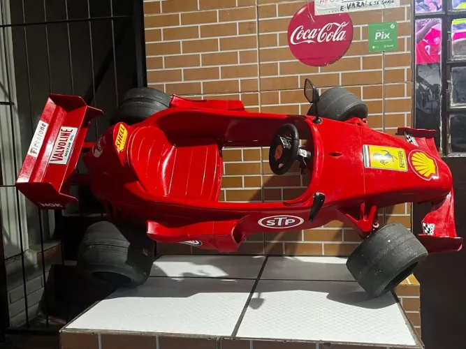 Mini Formula 1 de Pedal Restaurado Modelo e Ano 2002