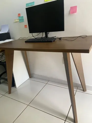 Escrivaninha/Mesa