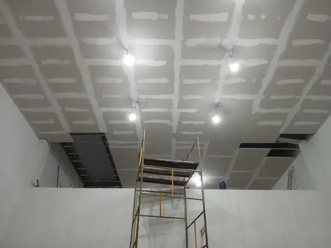 CONSTRUÇÃO EM DRYWALL.