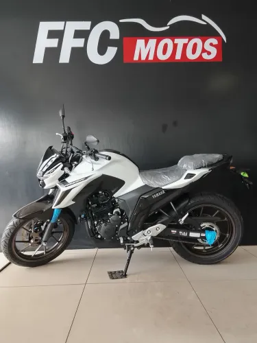 FZ25 ano 2026 ABS Faço Financiamento