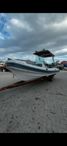 Bote Flexboat SR 620 c/ Mercury Pro XS 200 Hp