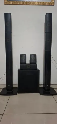 Caixas de Som LG Surround