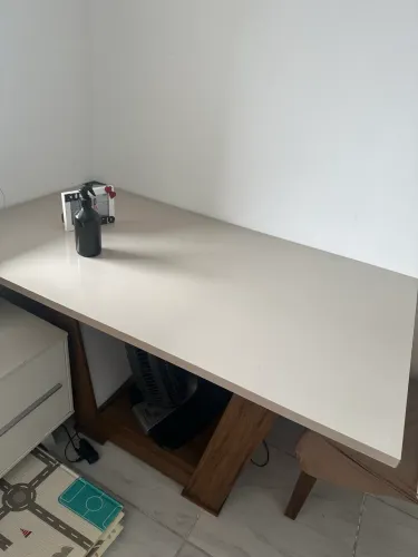 Mesa com 6cadeiras