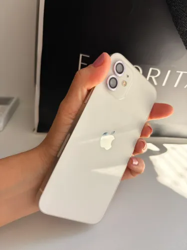 iPhone 12