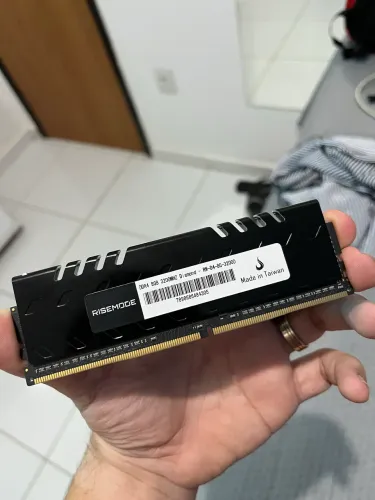 Memória RAM Risemode Diamonds 8gb 3200Mhz