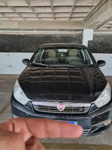 Fiat Grand Siena Essence Dual. 1.6 Flex 16V 2014