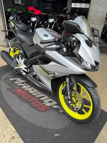 YAMAHA YZF R-15 ABS 2024. VALE A PENA CONFERIR!