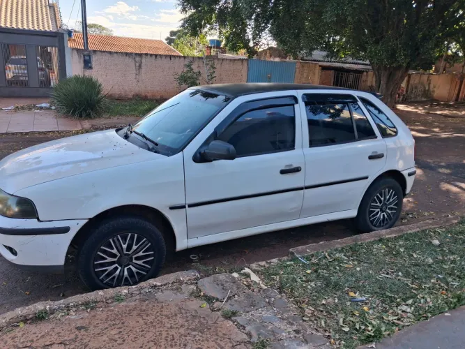 Volkswagen Gol Geração III Plus 1.0 MI 16V Gasolina Mec. 4P 2004