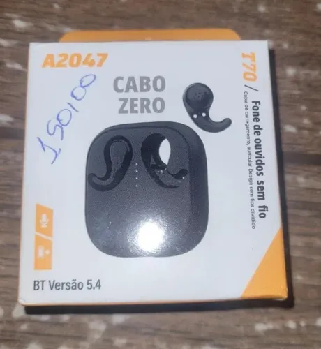 Vendo um fone de ouvido Bluetooth 