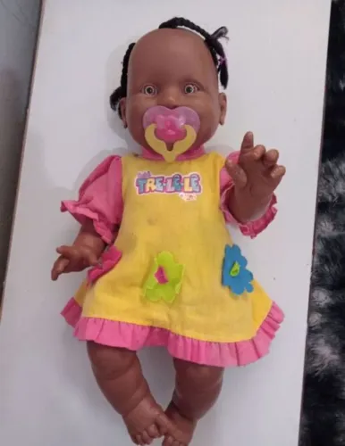 Boneca tre lê lê