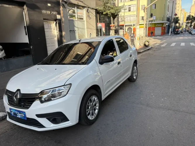 Renault Logan Life Flex 1.0 12V 4P Mec. 2021