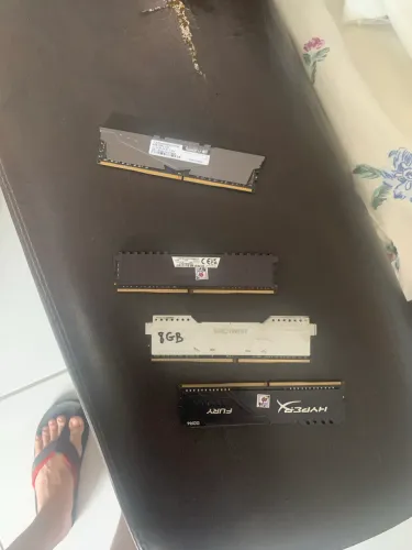 Memórias RAM DDR4 40 GB (5x8) - vendo separado também
