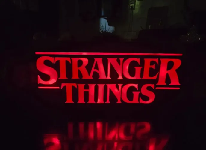 Luminária stranger things 