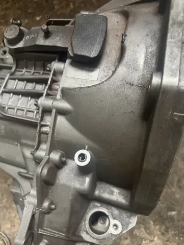 Câmbio da Renault Master 2.5 de 6 marchas