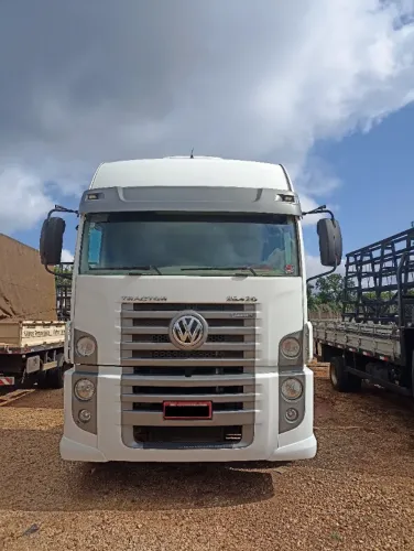 VW/25.420 CTC 4X2 (2018/2019) + SEMI REBOQUE SRF CA FACCHINI (2018/2018)