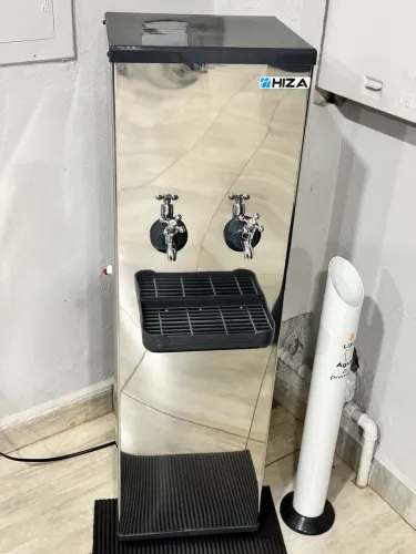Bebedouro Industrial Hiza 25L Coluna Inox com Filtro e 2 Torneiras Geladas