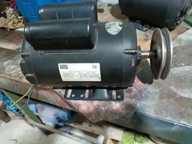 Motor Elétrico Weg 2cv 110/220v 3450rpm Monofásico C/ Polia (Usado)