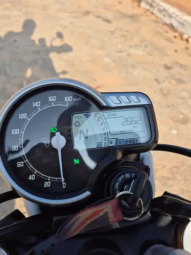 Triumph Scrambler 400 XC 2025/2026