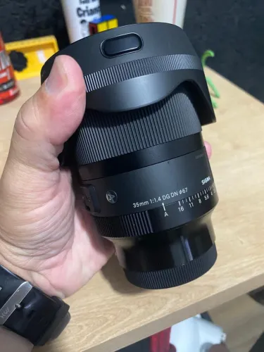 Lente Sony Sigma 35mm F/1.4 DG DN Full frame- (Usada)