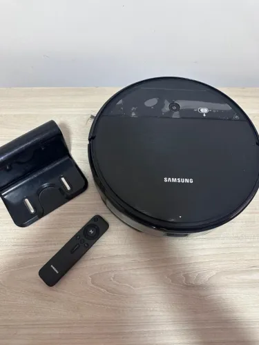 Robô Aspirador 2 em 1 Samsung Preto VR5000RM Aspira e Passa Pano com Wi-Fi