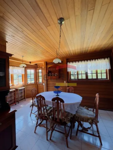 Linda casa contemporânea em condomínio . 3 pavimentos Mairiporã .