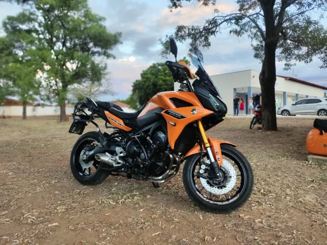 VENDE-SE MT 09 GT TOP PARA REPASSE.